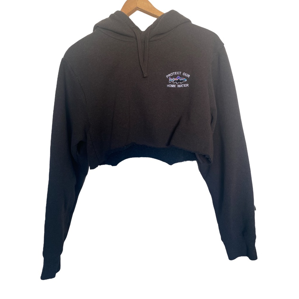 PATAGONIA CROPPED SWEATER SIZE : medium